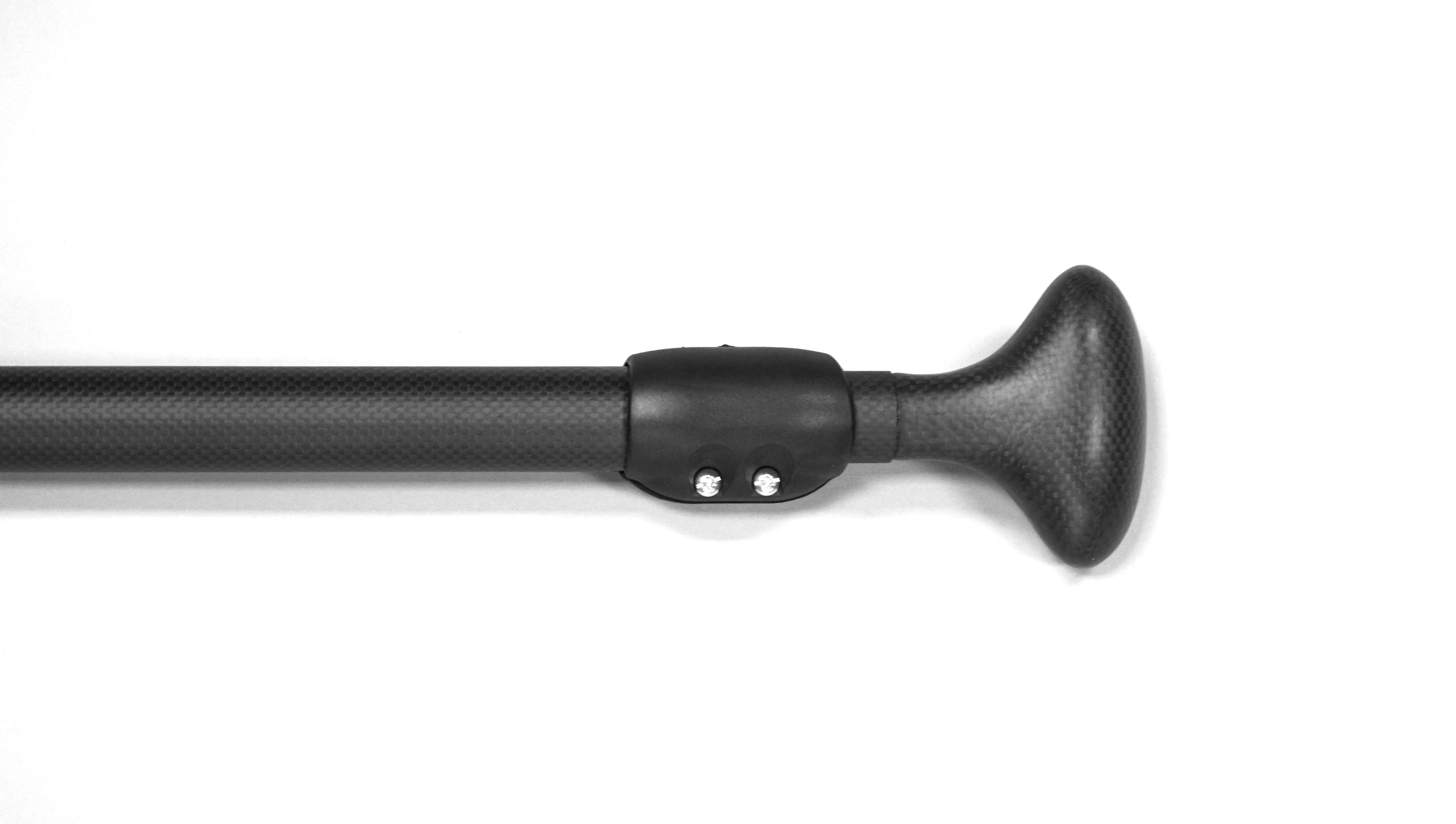 The STAGE 2SIDE Double-Bladed SUP Paddle is new and improved and can quickly be converted to a traditional single-sided paddleboard paddle with the included spare SUP handle.