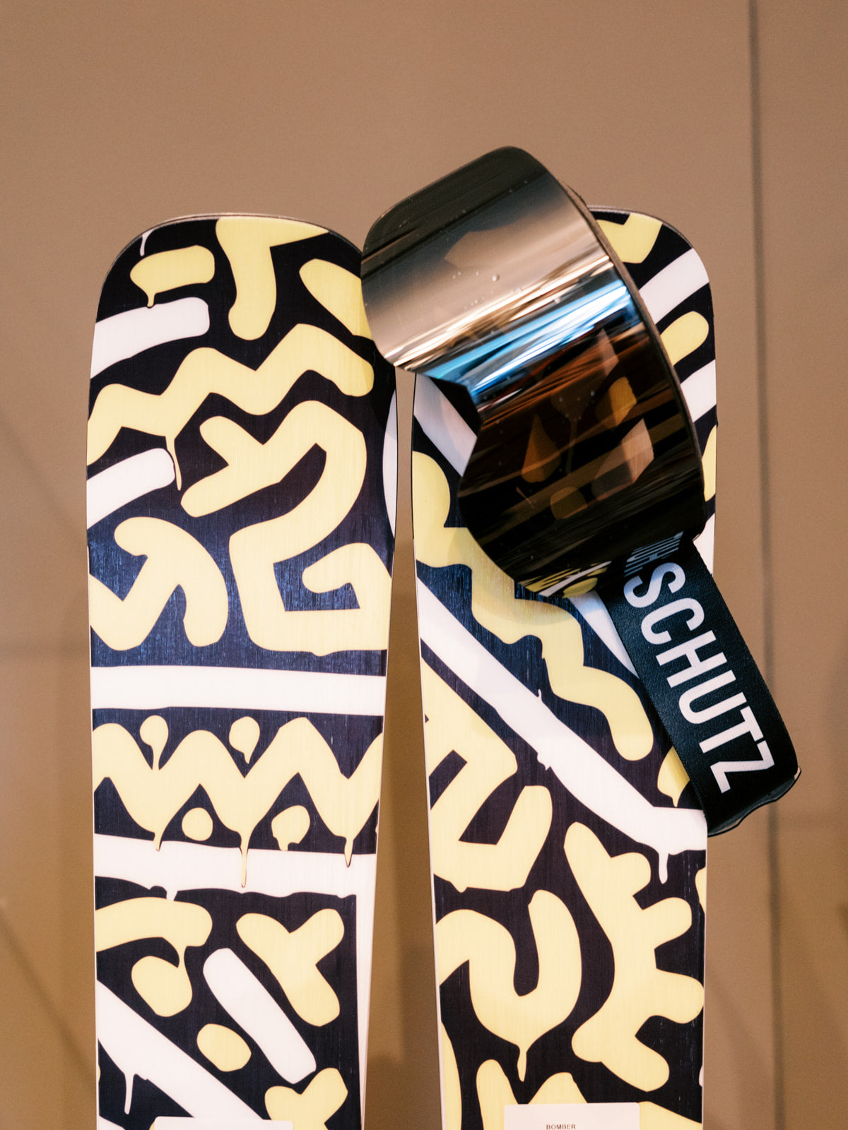 Schutz_Goggle_on_Ski_Aspen_Trip.jpg