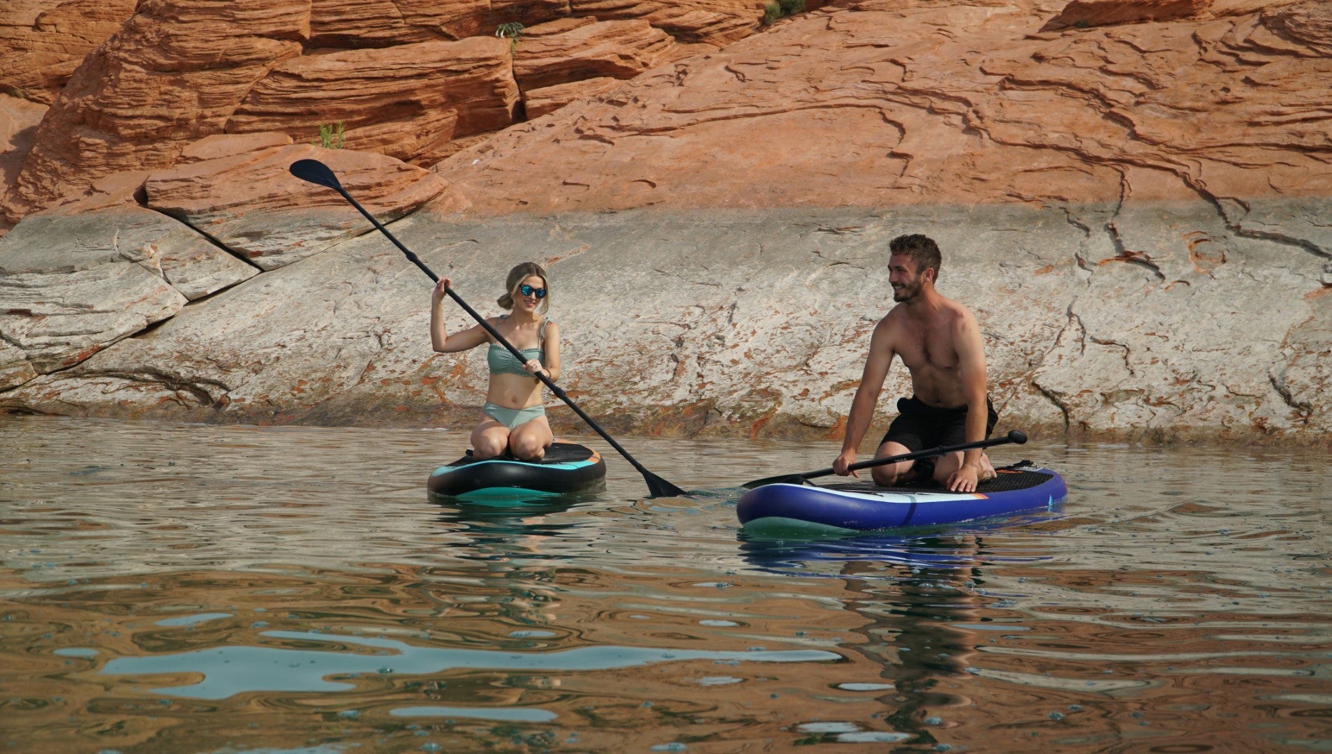 The 2SIDE Paddle allows you to sit-down, stand-up, paddle however you want. The 2SIDE Double-Sided Paddleboard Paddle is a radically innovative SUP Paddle for paddleboards looking to explore the water faster and easier